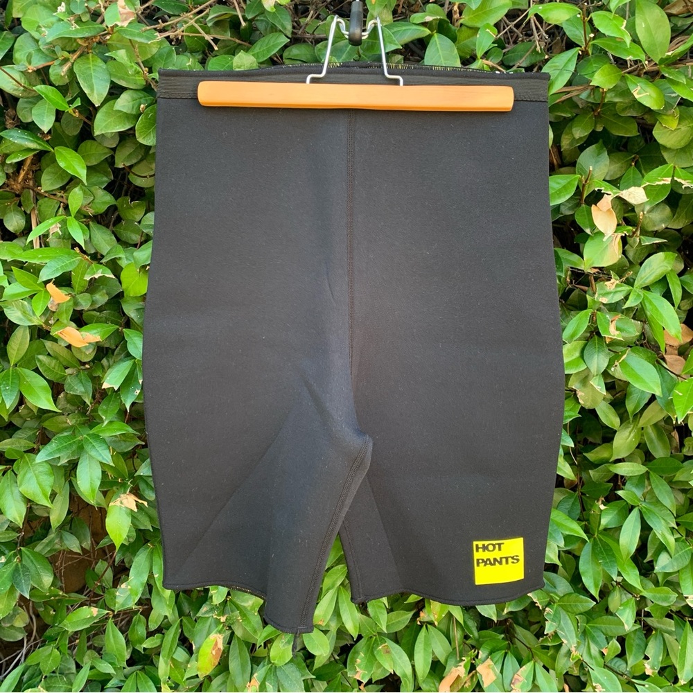 Zaggora Hot Pants Shorts - Picture 6 of 8